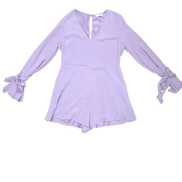 LUSH Romper Lavender Key Hold Back Purple Bell Sleeves Shorts Women’s Size Large - Picture 1 of 13